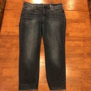 Judy Blue Womens Cropped Relaxed Fit Jeans 15/32 Raw Hem Style#JB82102DK